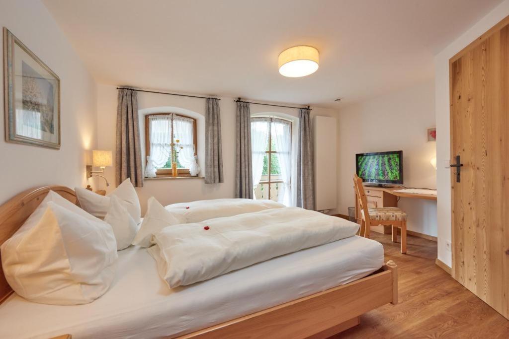 Haus Schmiederer Lägenhet Reit im Winkl Exteriör bild