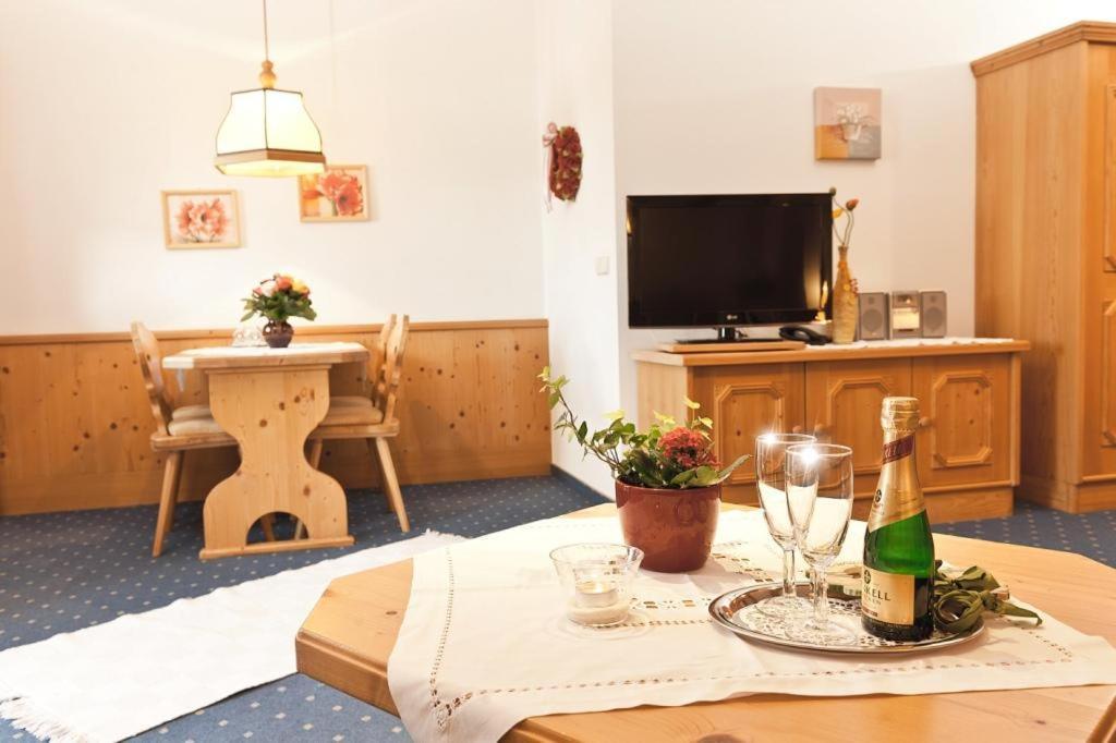 Haus Schmiederer Lägenhet Reit im Winkl Exteriör bild